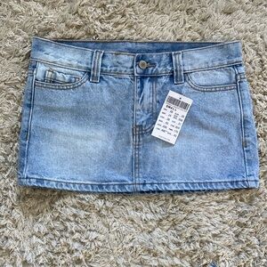 NWT Brandy Melville Jean Skirt